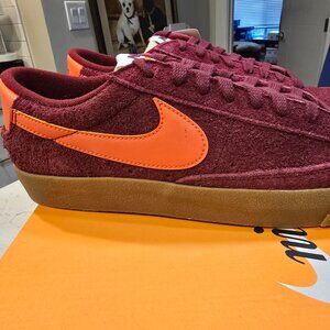 Nike Blazer Low '77 VNTG Trainers Shoes Red/Burgundy/Orange Mens Size 10 NEW